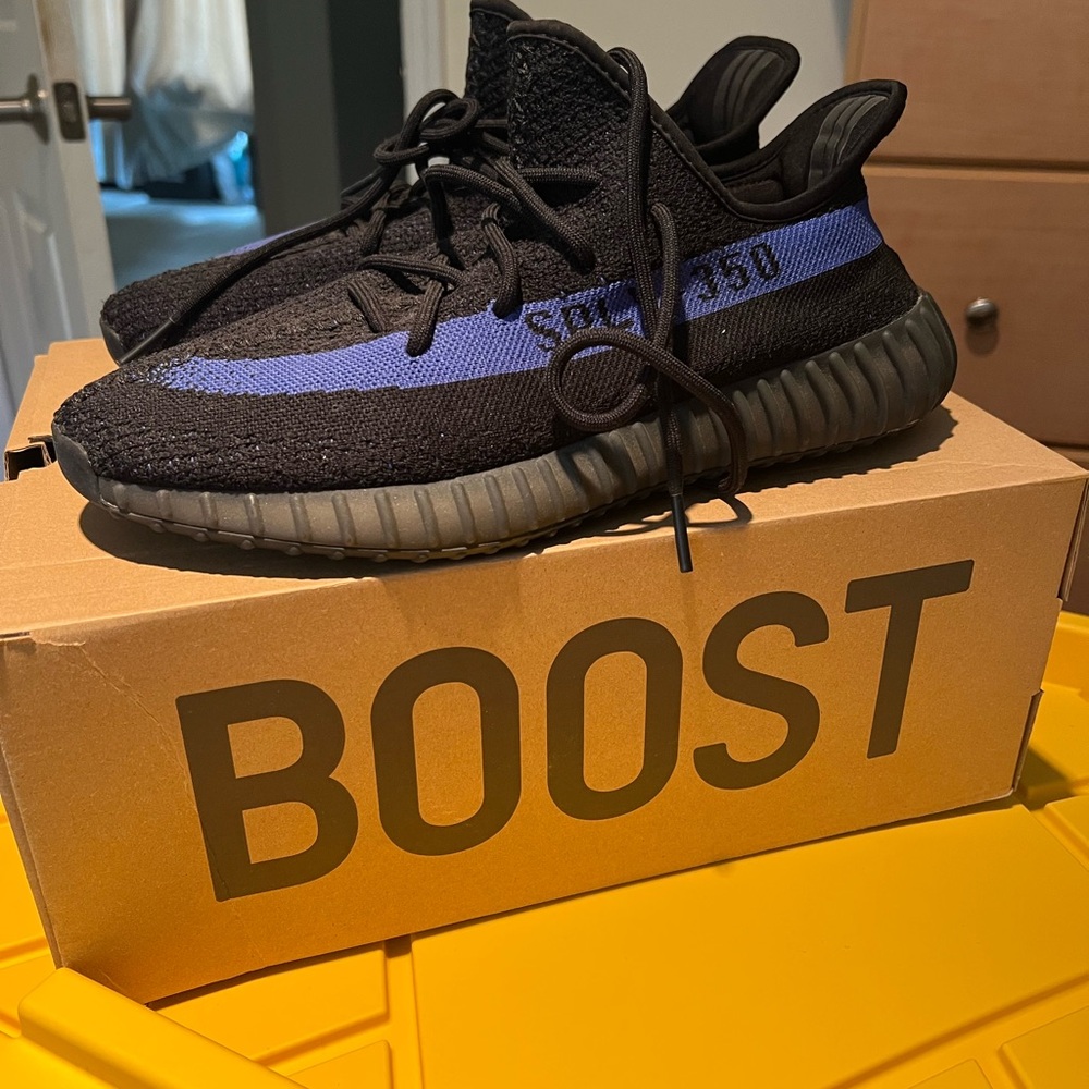 Adias Yeezy Boost 350